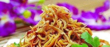 葱烧豆腐爆炒金针菇的做法
