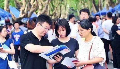 云南大学2022届新生报到流程