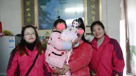 富有诗意的生子报喜