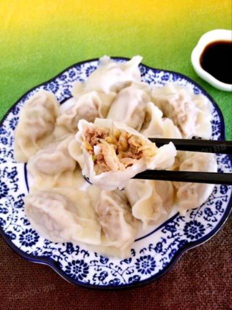 酸菜饺子做法