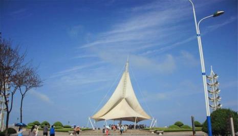 离德州最近的海边旅游景点