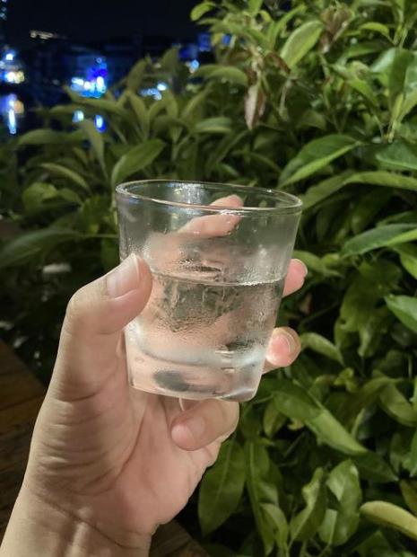 一杯酒儿慢慢斟是什么歌