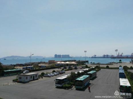 青岛哪里可以坐轮渡玩一圈