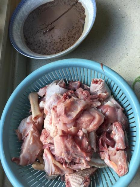 冰箱冻鸡血怎么做好吃