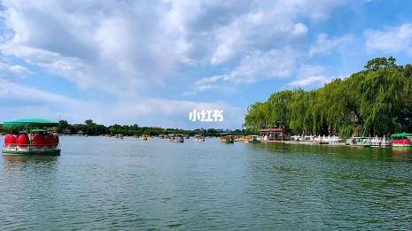 北海公园因什么著名