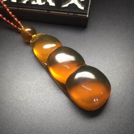 琥珀珠宝不小心有了刮痕怎么办