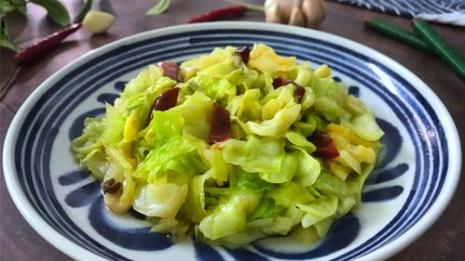 可乐包菜的做法