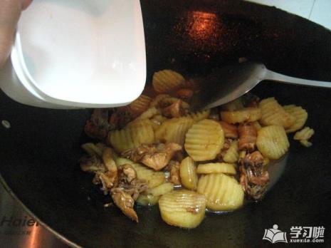 可乐鸡块炖土豆做法