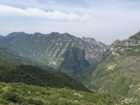 忻州的山属于什么山脉