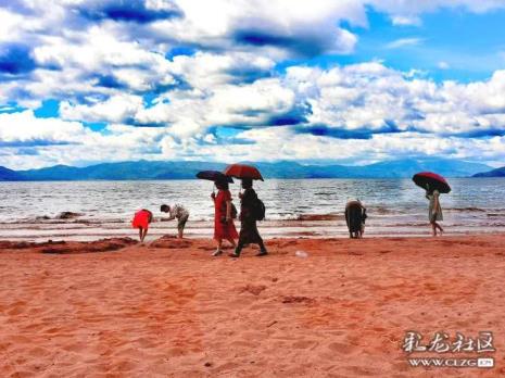 一句话赞美抚仙湖红沙滩