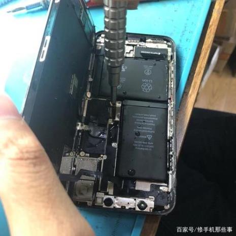 手机音孔进水有杂音能恢复吗