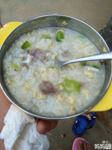 月子餐滑蛋牛肉粥做法