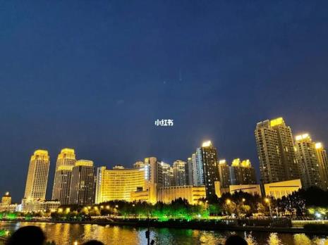 厦门海边夜景文案短句干净治愈
