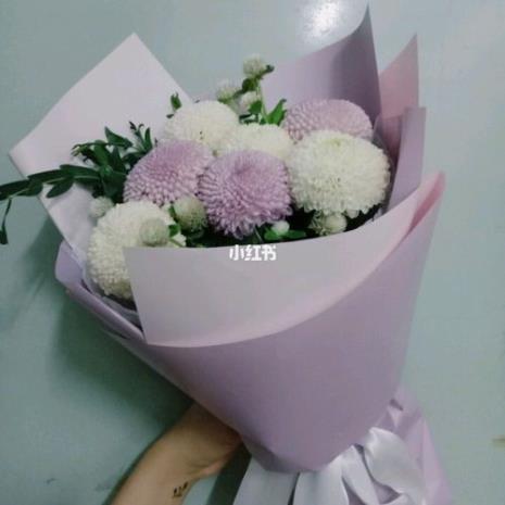 送三束花是什么意思