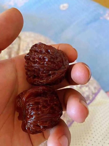 修过的核桃怎么才能玩红