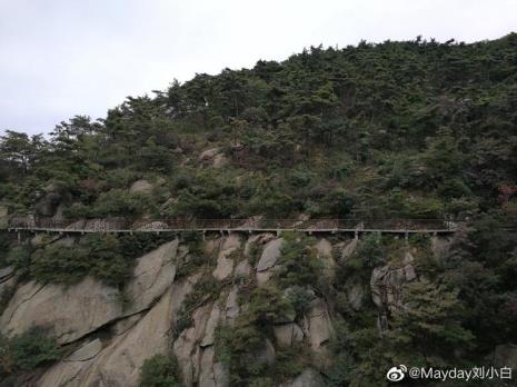 从平邑去蒙山的车到哪里停