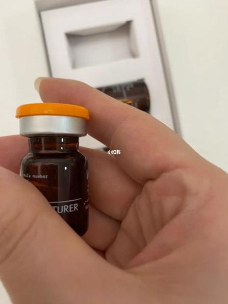 英诺小棕瓶盖子颜色区别