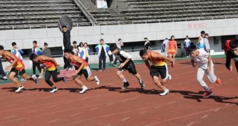 初中夏季运动会在什么时候