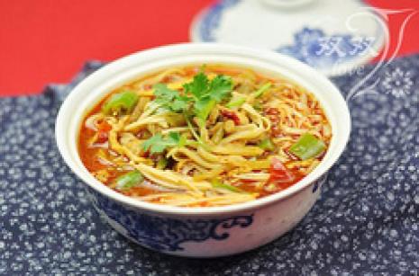 香菜肉丝面怎么做好吃