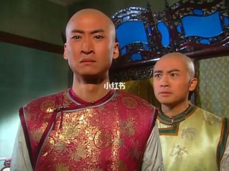 五阿哥是不是尔康