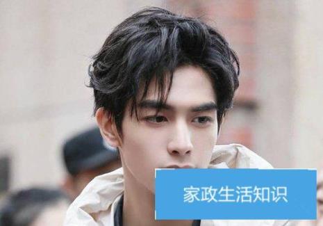 两侧发际线较高剪什么头型
