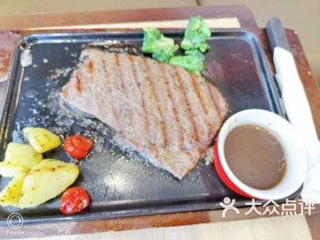 必胜客牛肉饼好吃吗