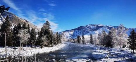 可可托海一年四季都有雪吗