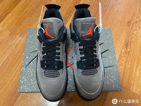 aj4鞋底增高多少