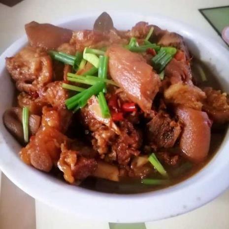 红烧蹄髈块