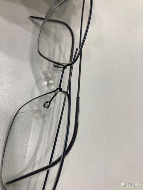 一副眼镜5000贵吗