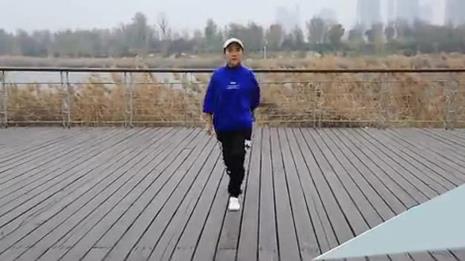 鬼步舞教学基础舞步怎么学