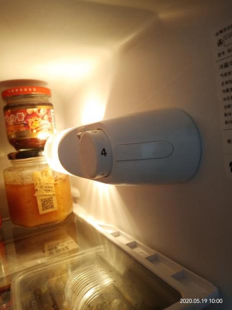 冰箱的开关是开还是关