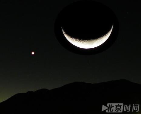 七里伴月的含义