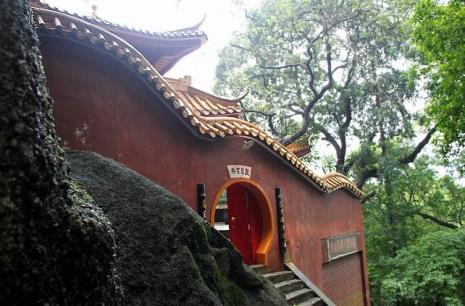 龙华寺是什么宗派