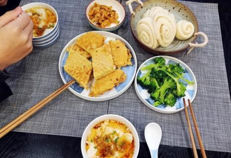快点和早点是一个意思吗
