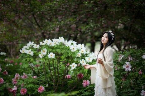 牡丹花人像怎么拍摄才漂亮