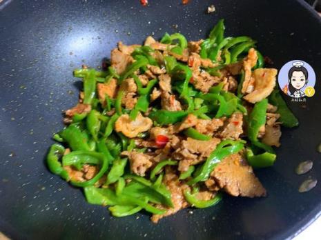 青椒肉丝回锅肉做法