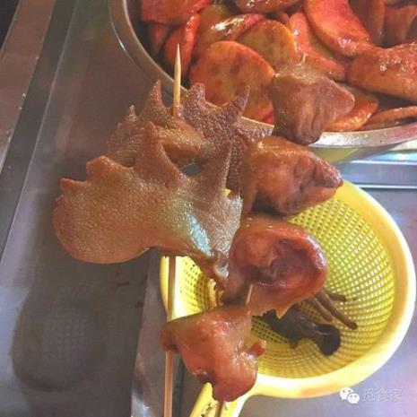 鸡屁股怎样做成肉圆