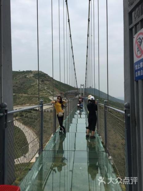 邯郸朱山石刻公园停车方便吗