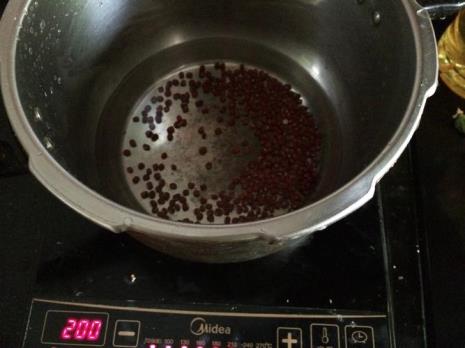 高压锅煮豆子要几分钟