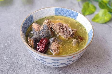 乌鸡炖榴莲做法