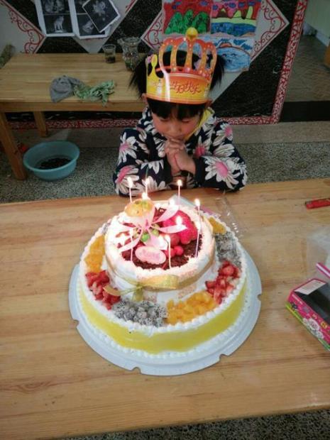 一支生日歌对吗
