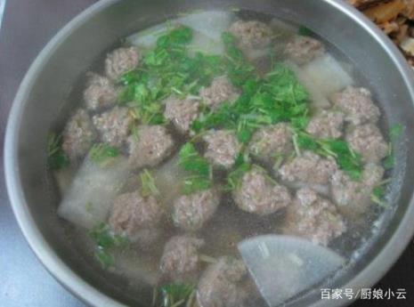 汆羊肉丸子家常做法