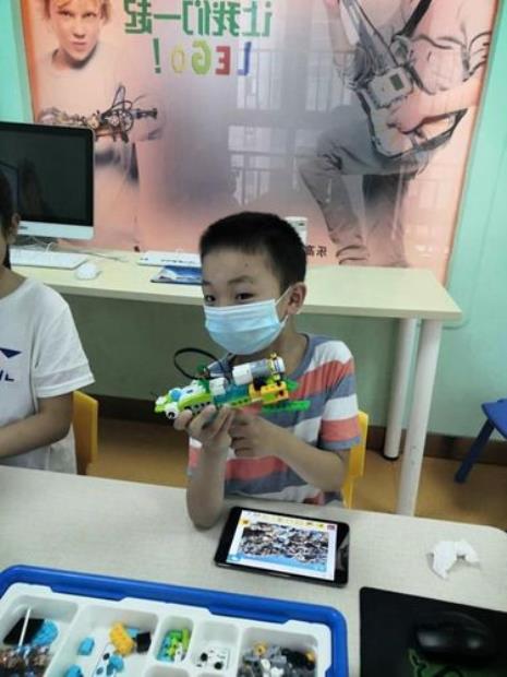 乐高考级需要什么条件