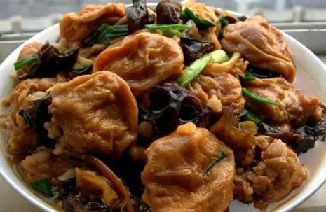 红烧肉面筋包家常做法