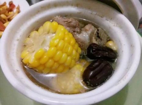排骨炖罐做法