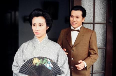 秋谨怎么了