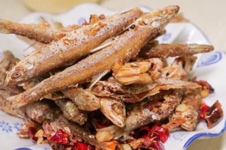 干煸刁子鱼怎麽做