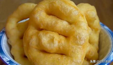 中午吃2个油馍还饿吗