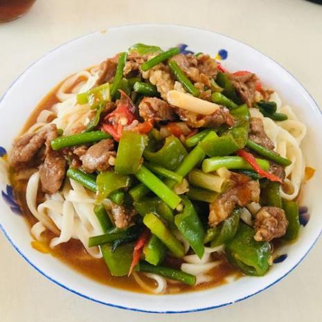 过油肉拌面做法大全